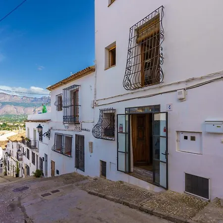 Casa Raul En Casco Antiguo De By Vero Holiday home *