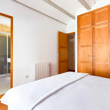 Holiday home Casa Raul En Casco Antiguo De By Vero