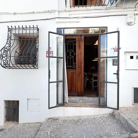 Casa Raul En Casco Antiguo De By Vero Holiday home *