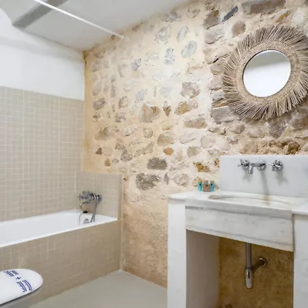 Mira - Luxury Boutique * Altea